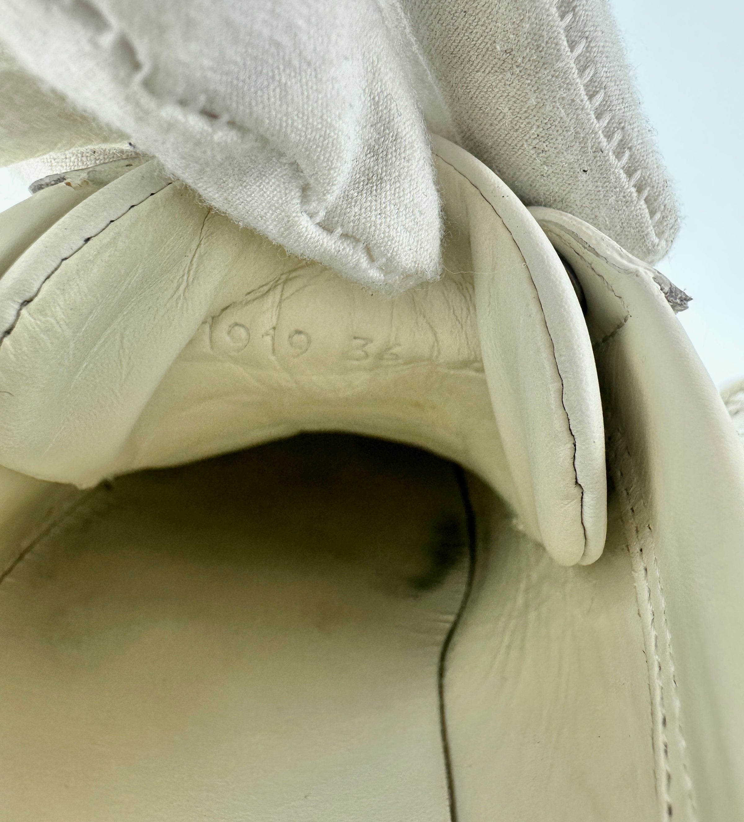 431919 Ace White Leather Embroidered Sequin Sneakers Size 36