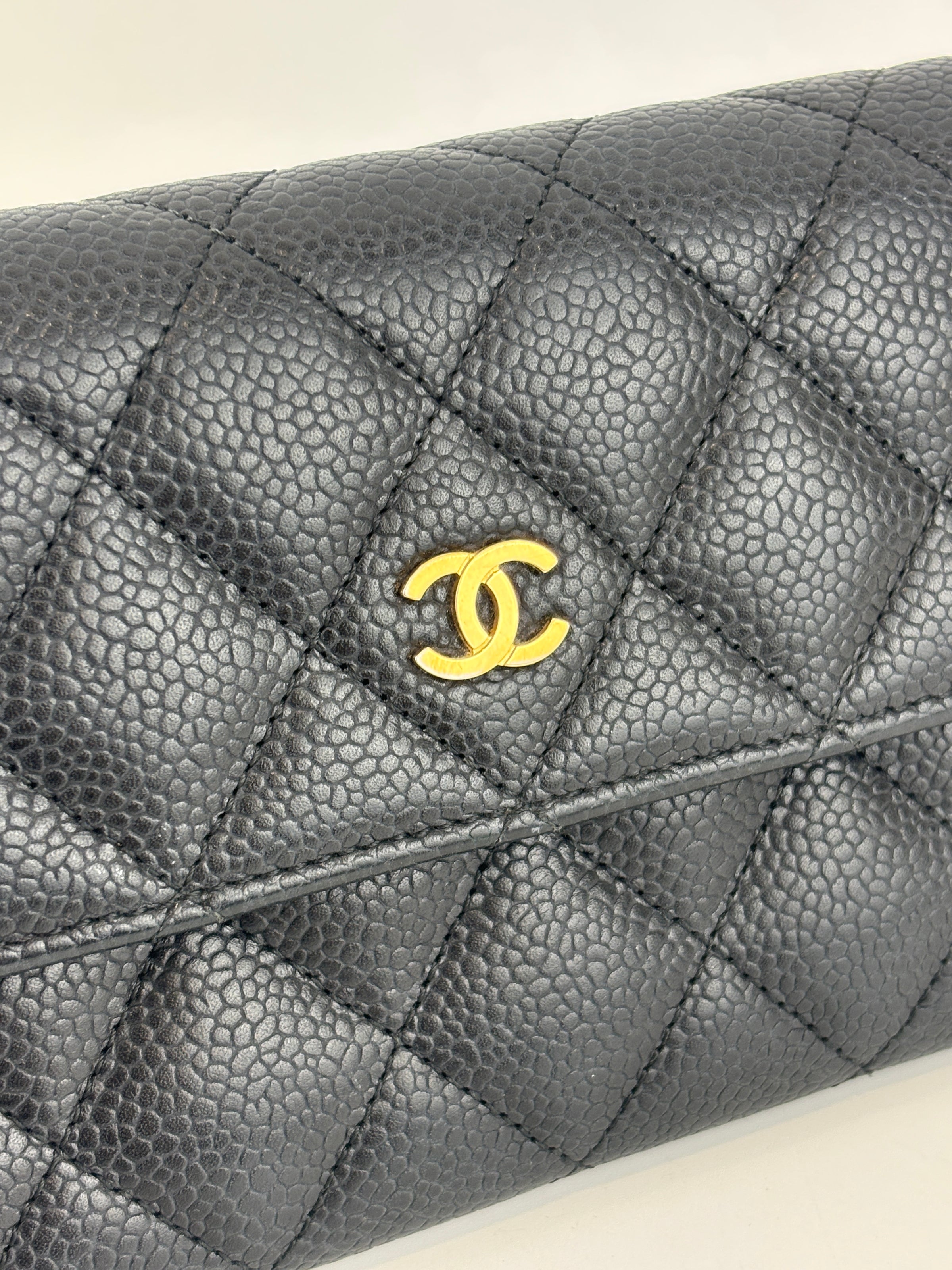 A50096 Flap Wallet Black Caviar Leather GHW