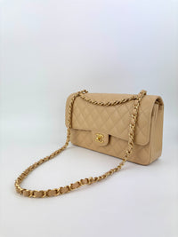 Classic Flap Medium Beige Caviar GHW - Glampot