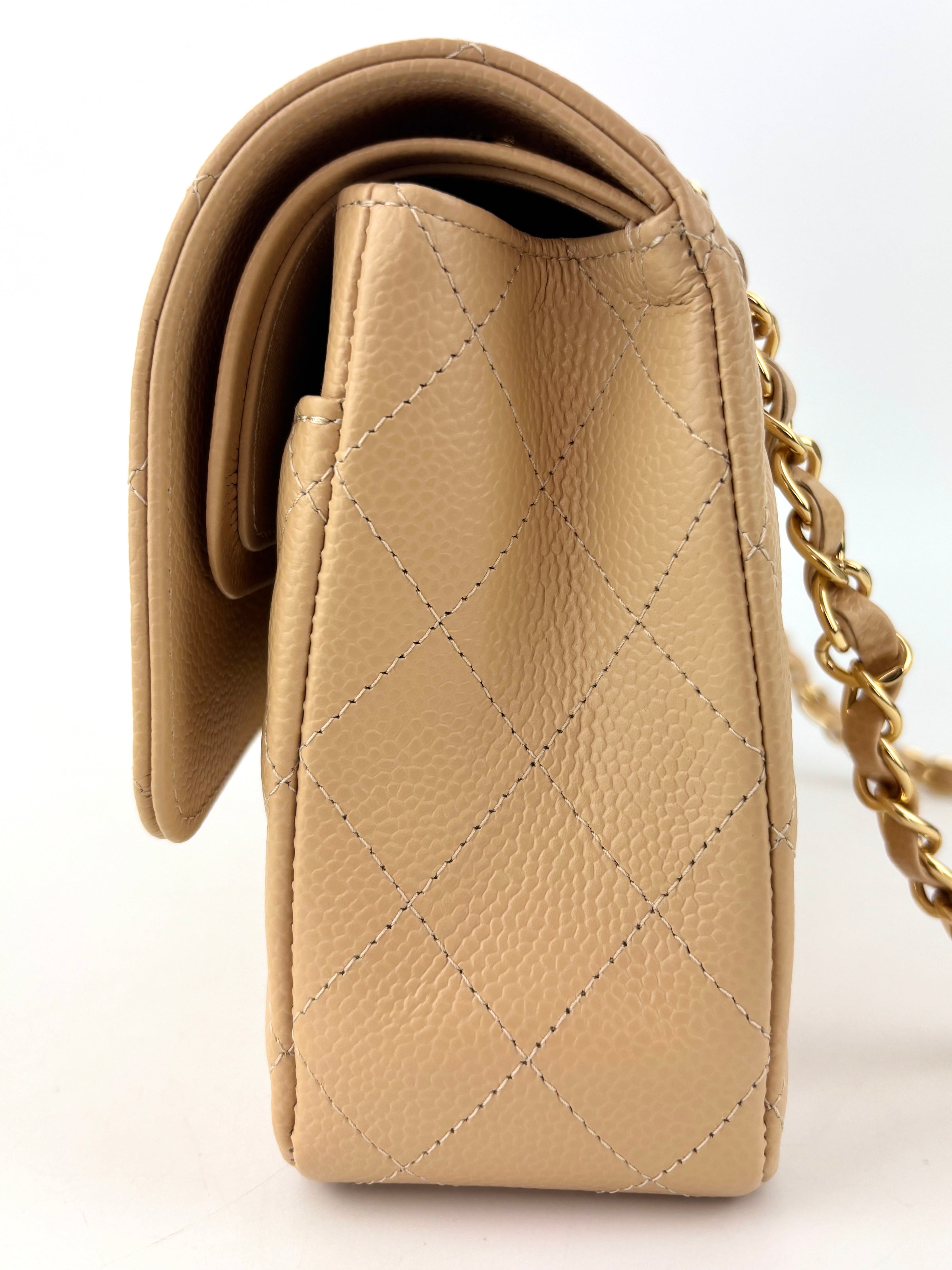 Classic Flap Medium Beige Caviar GHW - Glampot