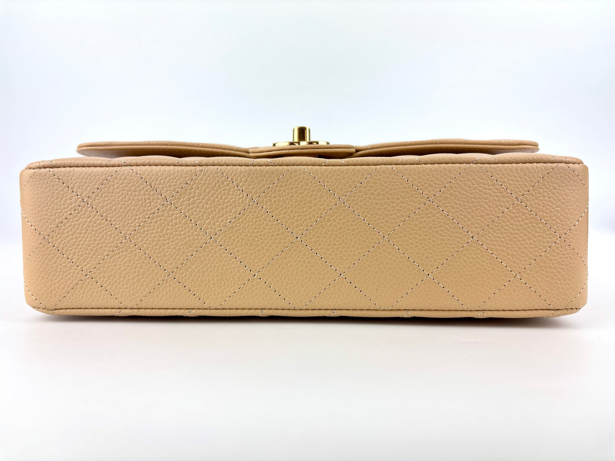 Classic Flap Medium Beige Caviar GHW - Glampot