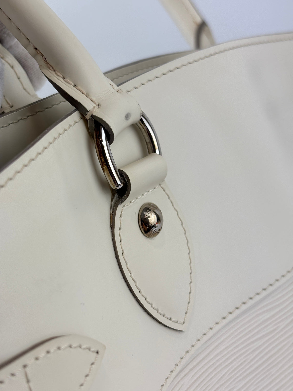 Passy GM in Ivory Epi Leather