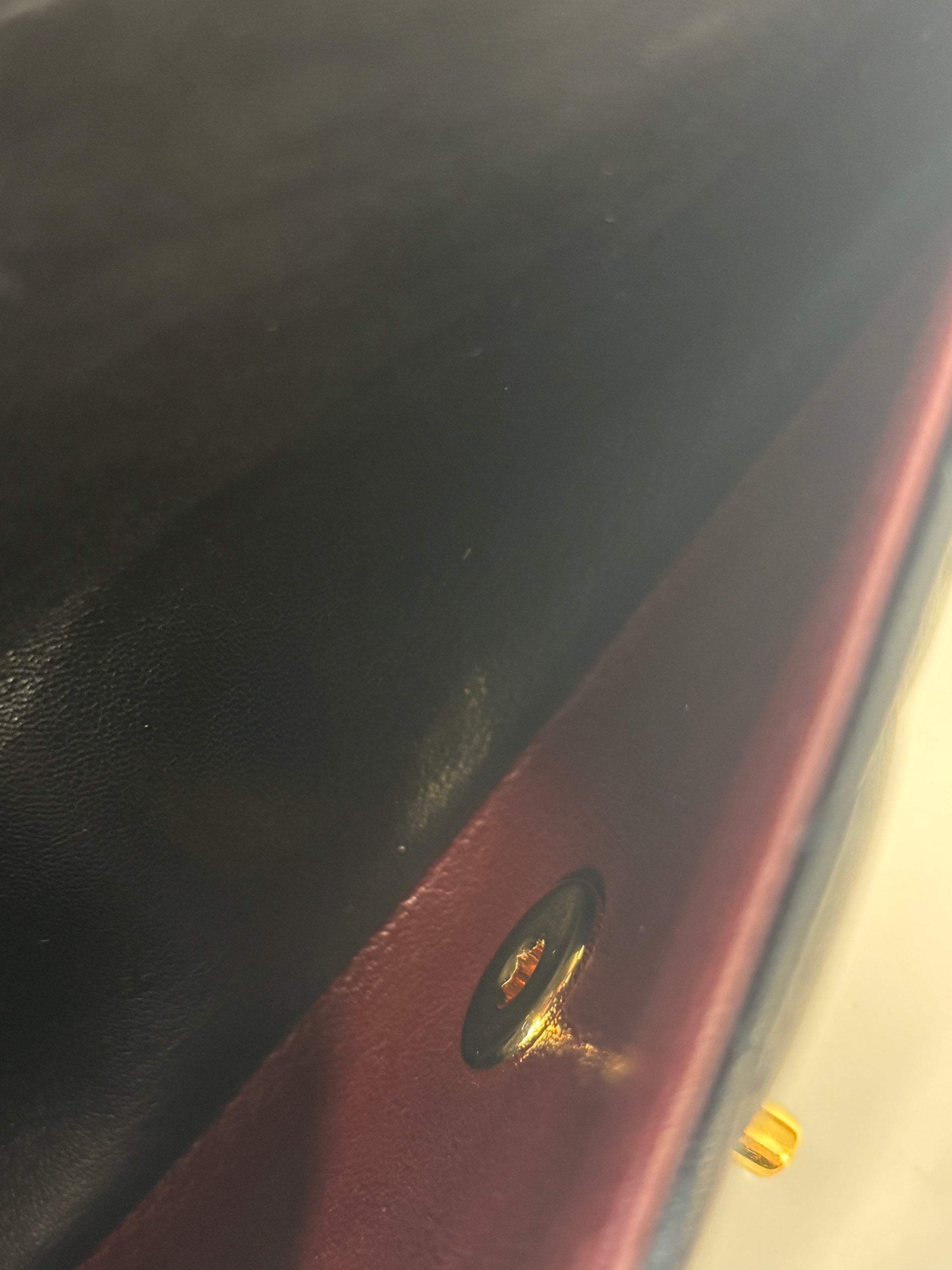 Classic Medium Flap Lambskin Black GHW