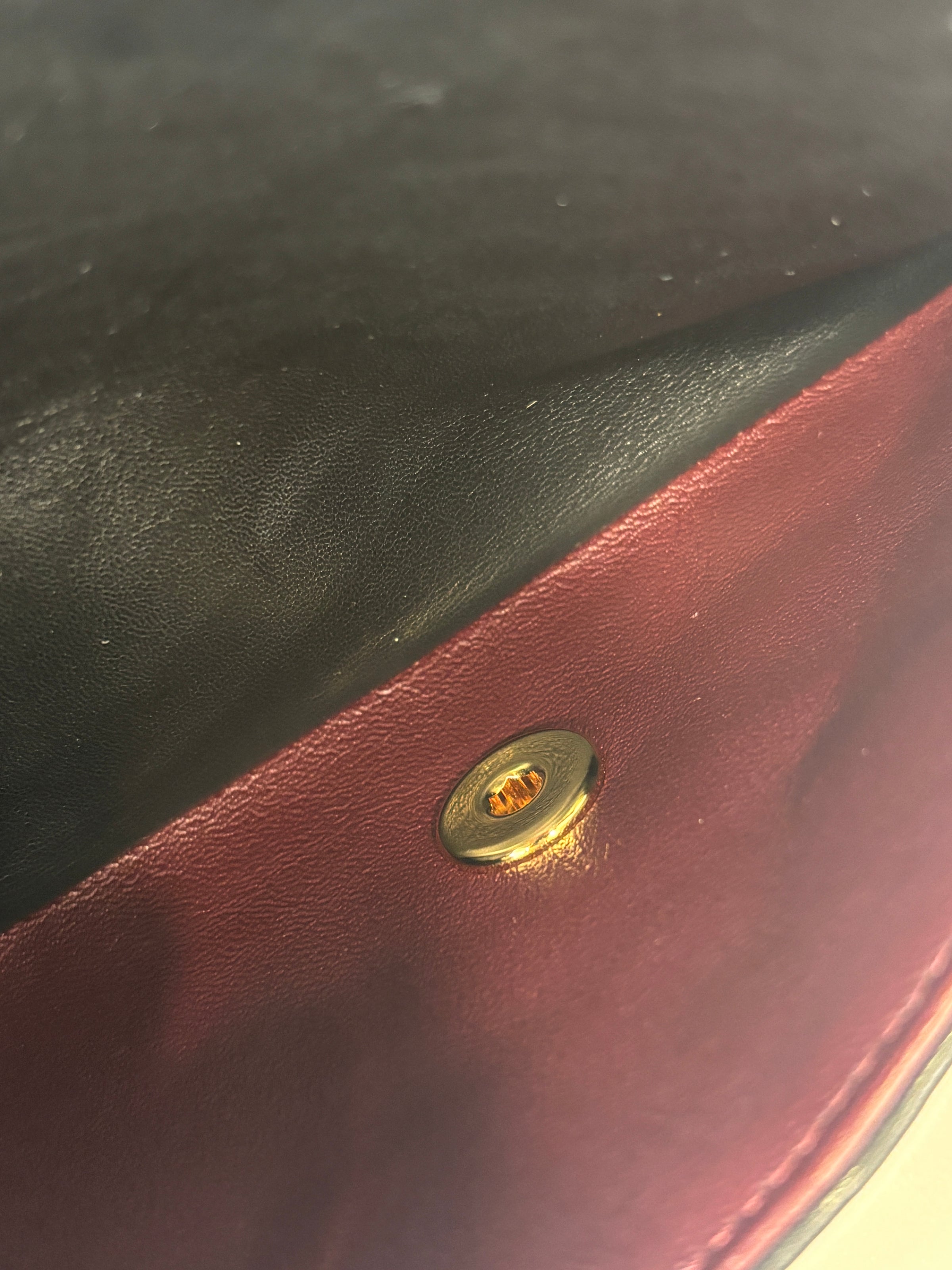 Classic Medium Flap Lambskin Black GHW