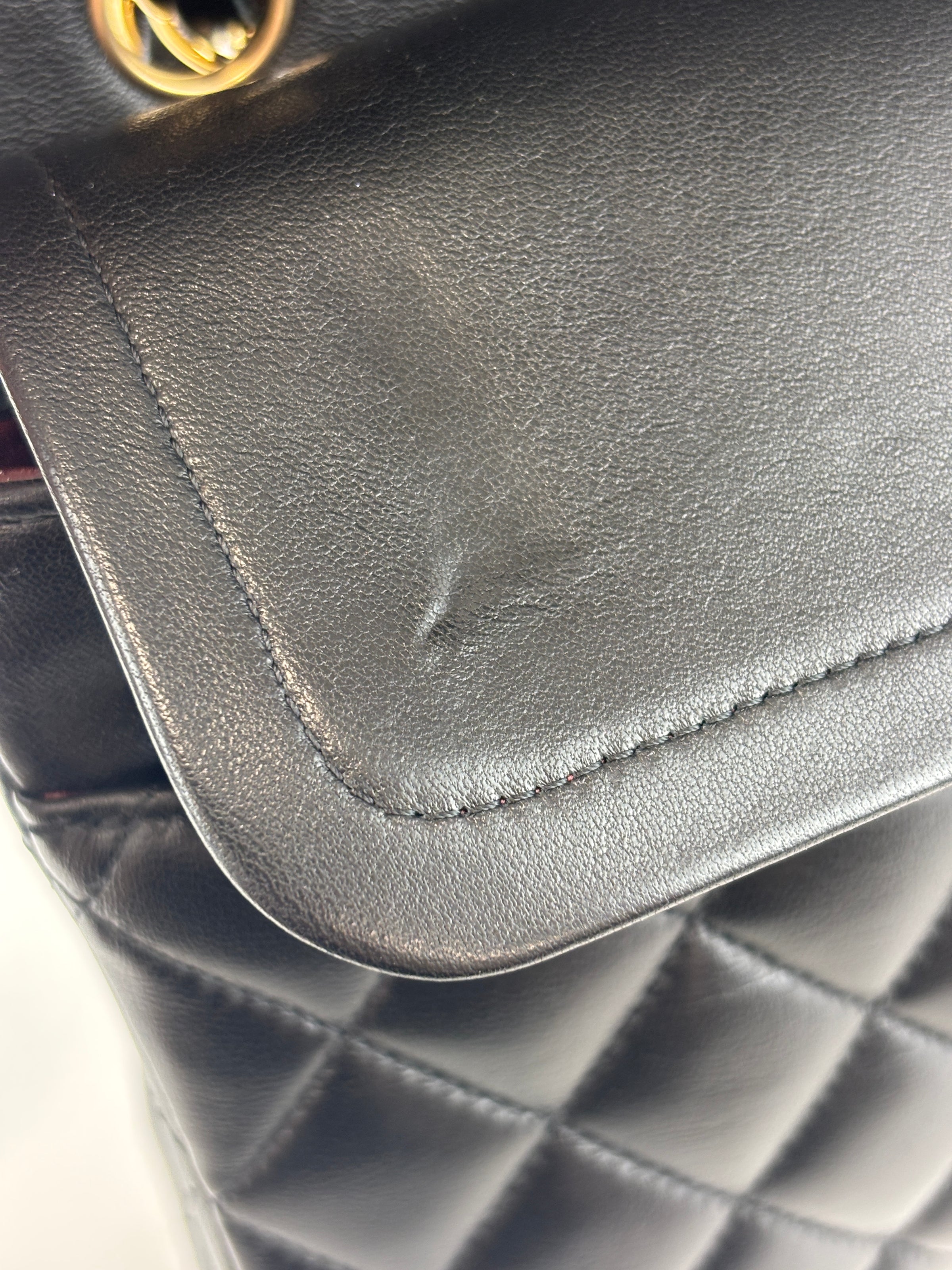 Classic Medium Flap Lambskin Black GHW