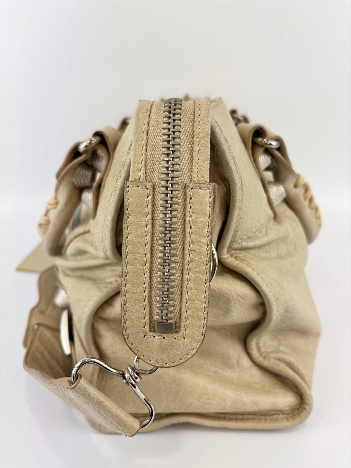 173084 Giant 21 Silver City Bag in Praline Lambskin