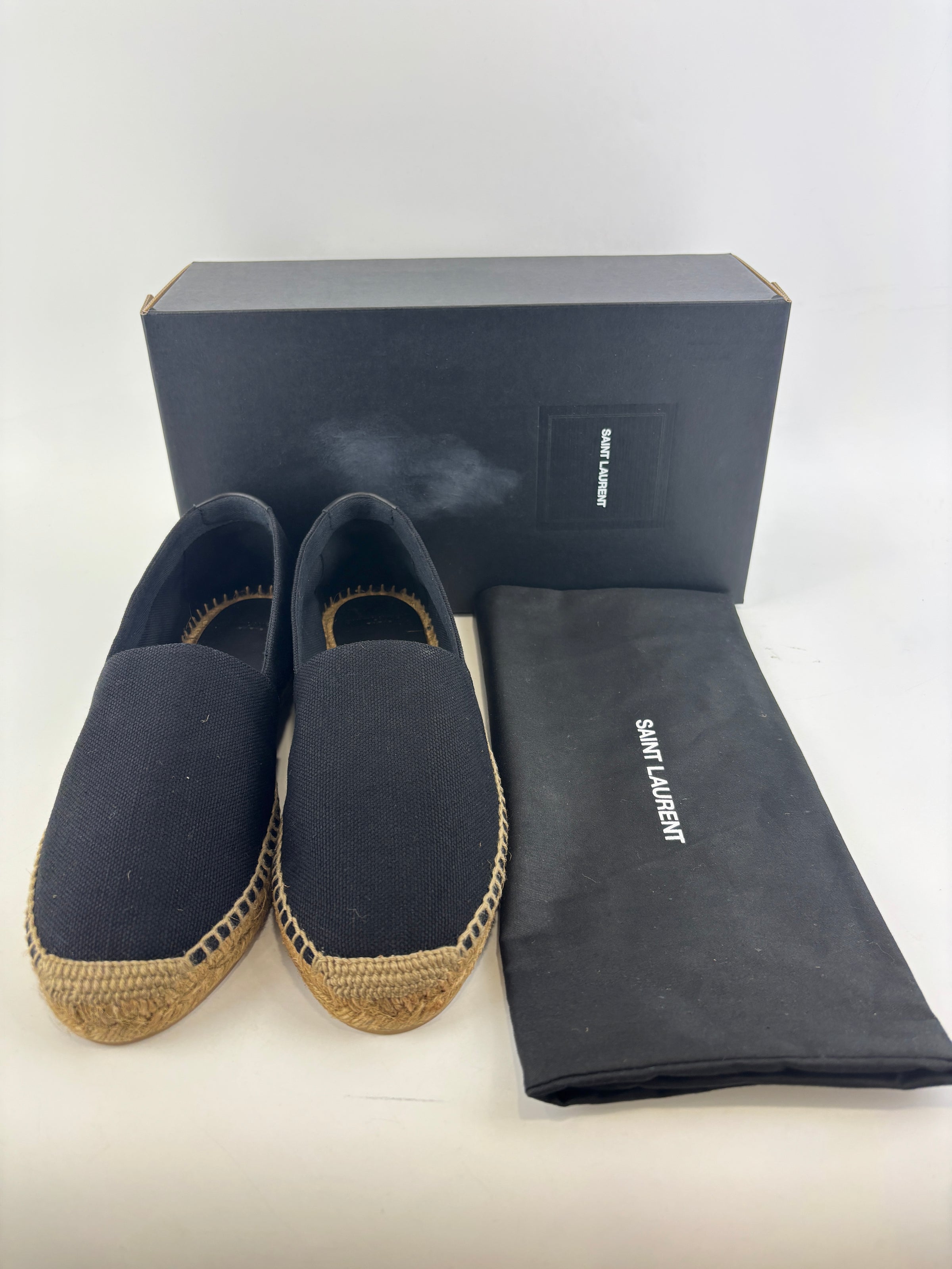 Signature Embroidered Espadrilles in Black Size 40