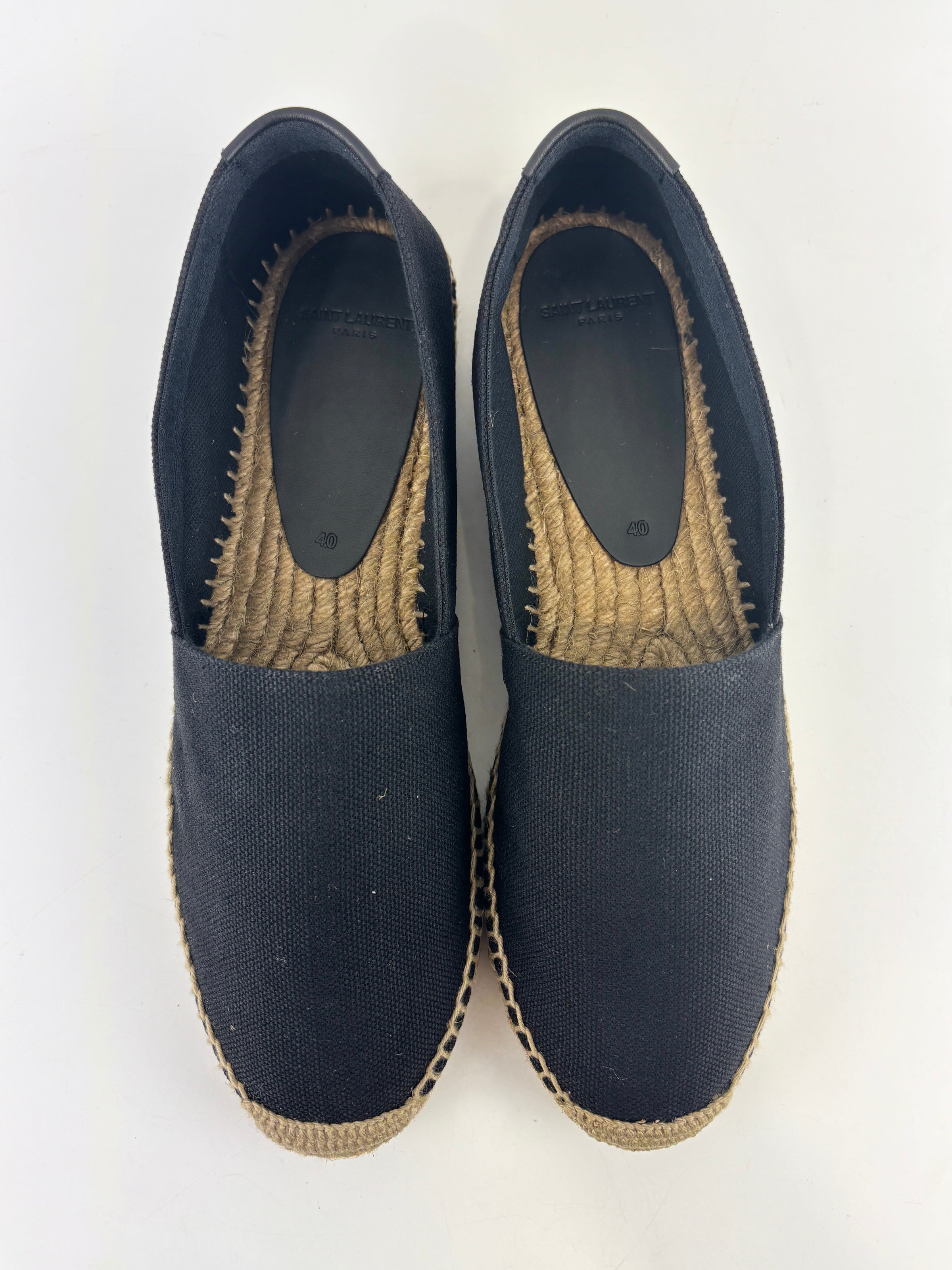 Signature Embroidered Espadrilles in Black Size 40
