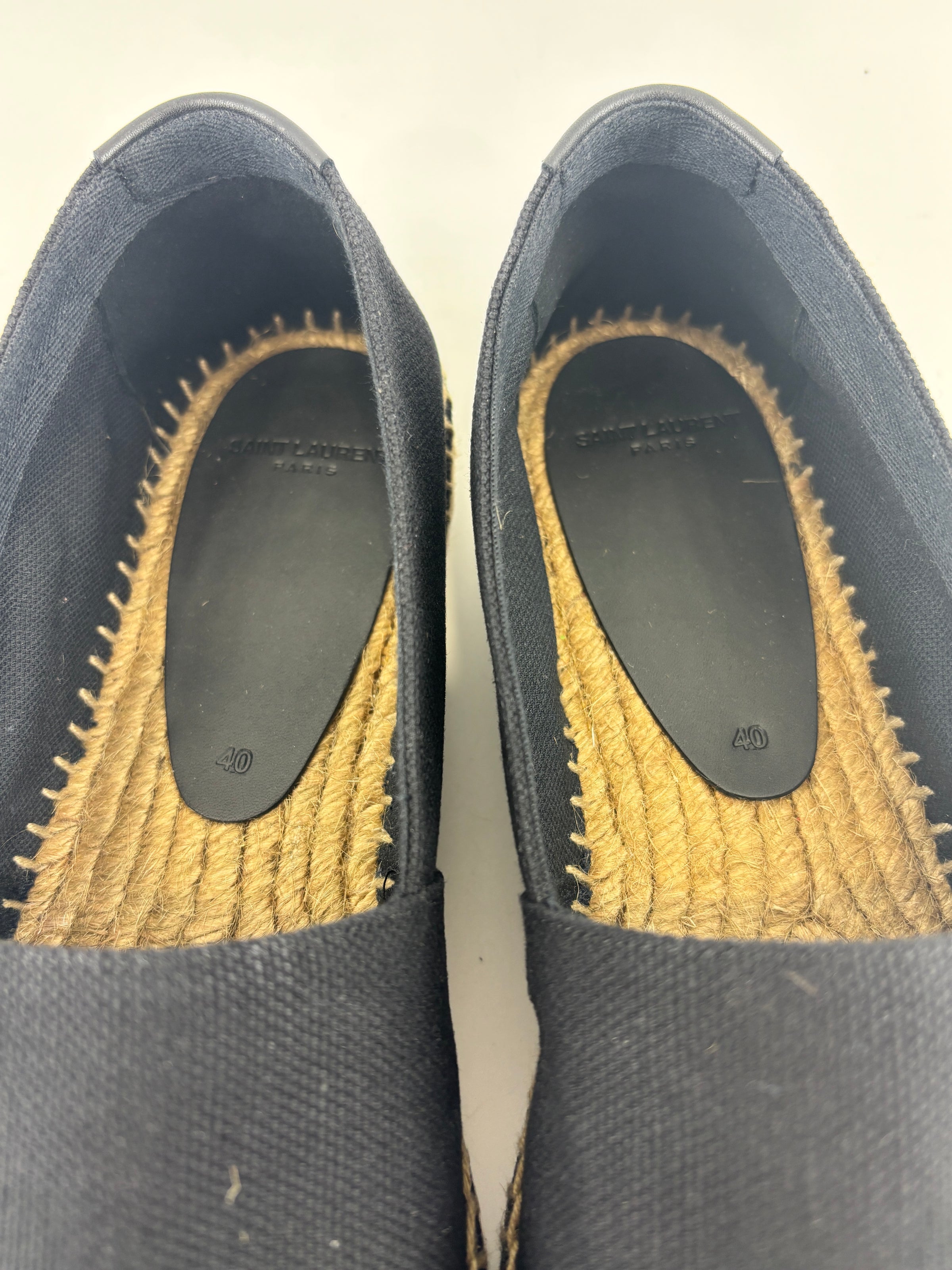 Signature Embroidered Espadrilles in Black Size 40