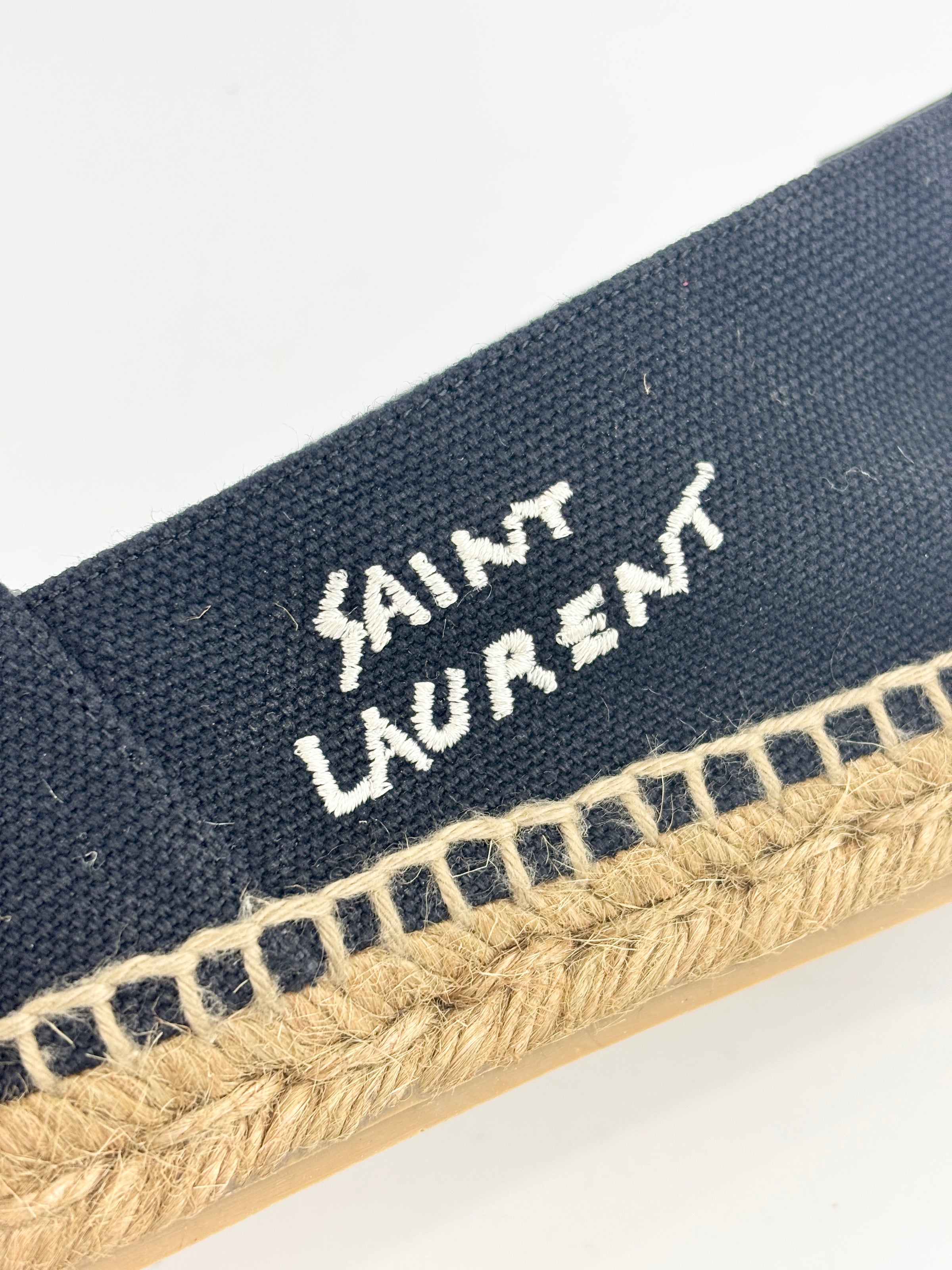 Signature Embroidered Espadrilles in Black Size 40