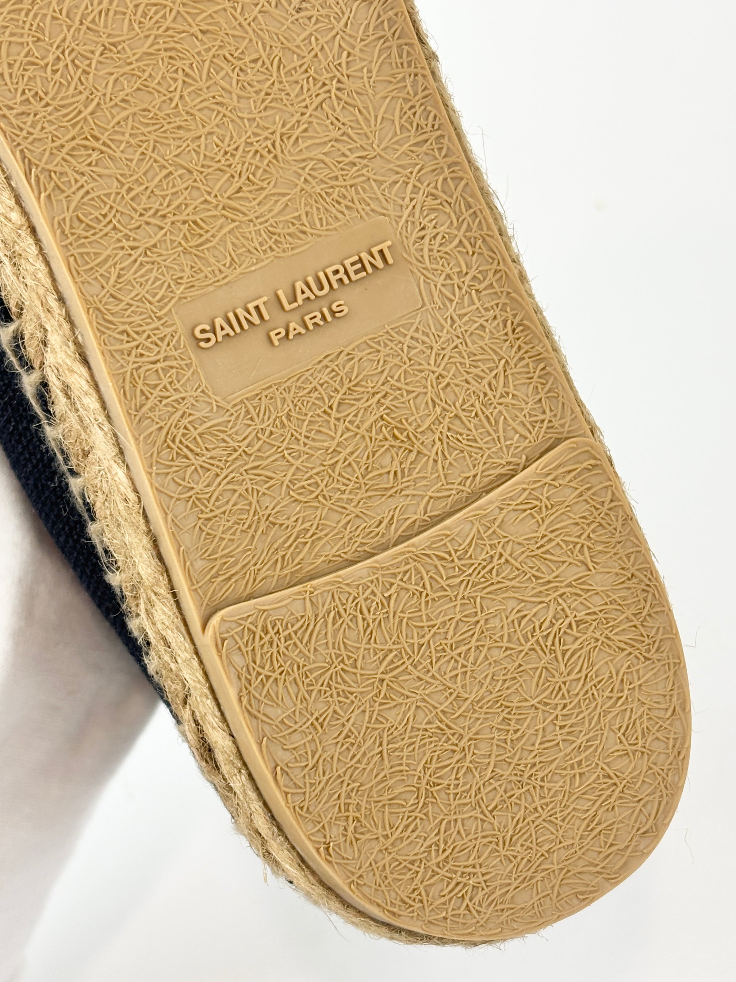 Signature Embroidered Espadrilles in Black Size 40