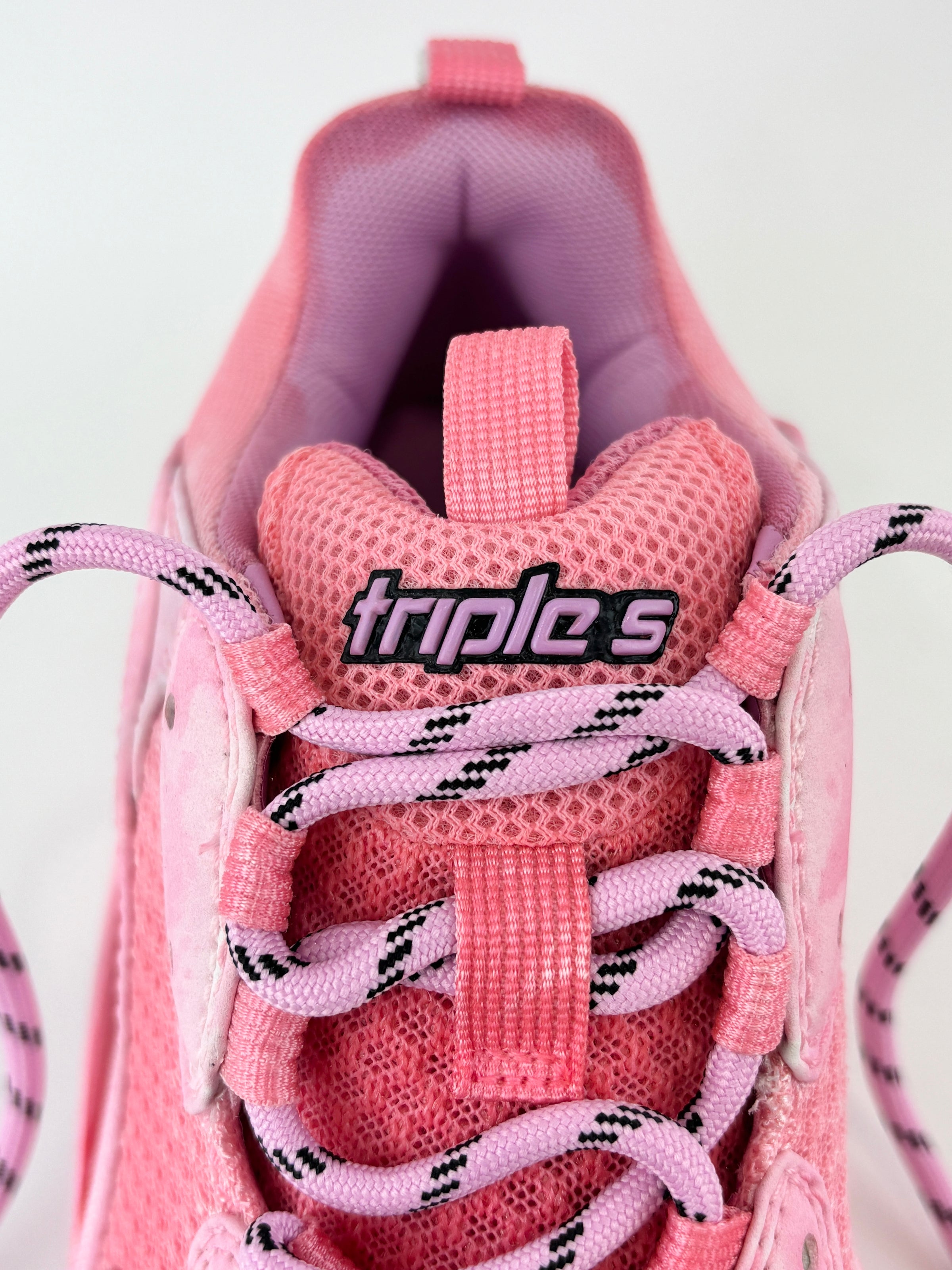 Triple S DIY Sneakers in Pink Size 40