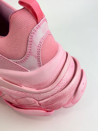 Triple S DIY Sneakers in Pink Size 40