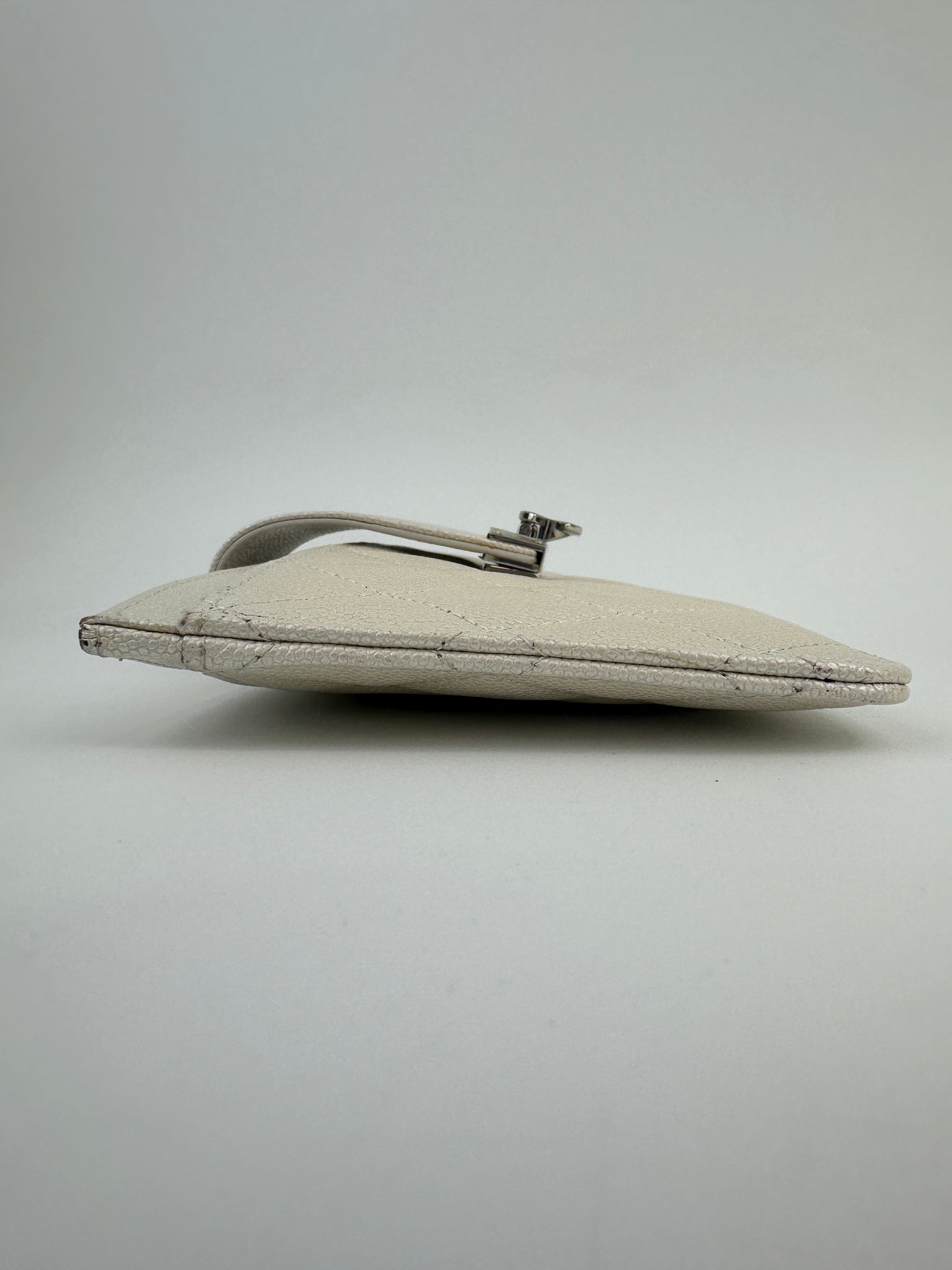 AP0154 White Caviar Leather Pouch with Interlocking CC SHW