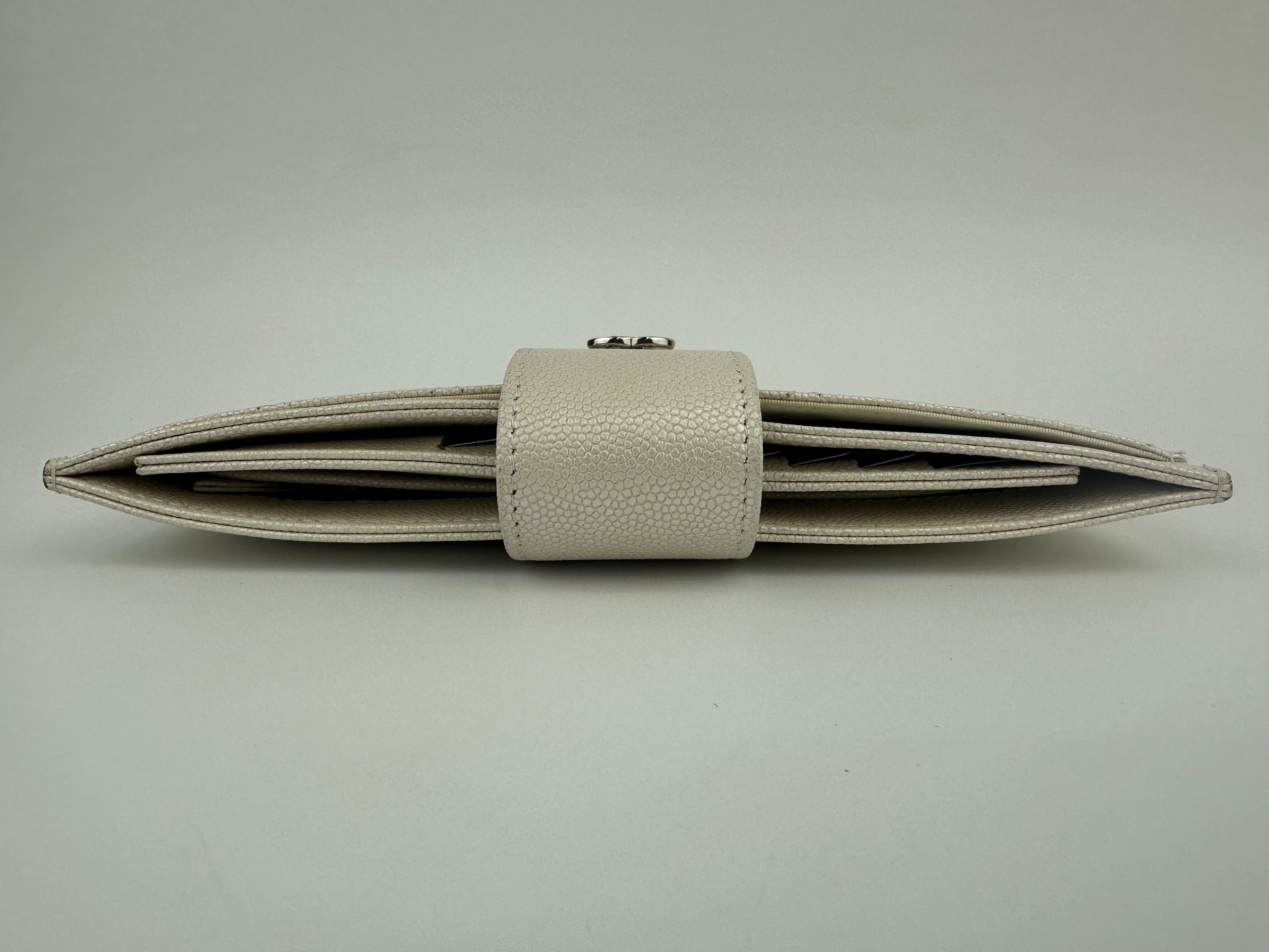 AP0154 White Caviar Leather Pouch with Interlocking CC SHW