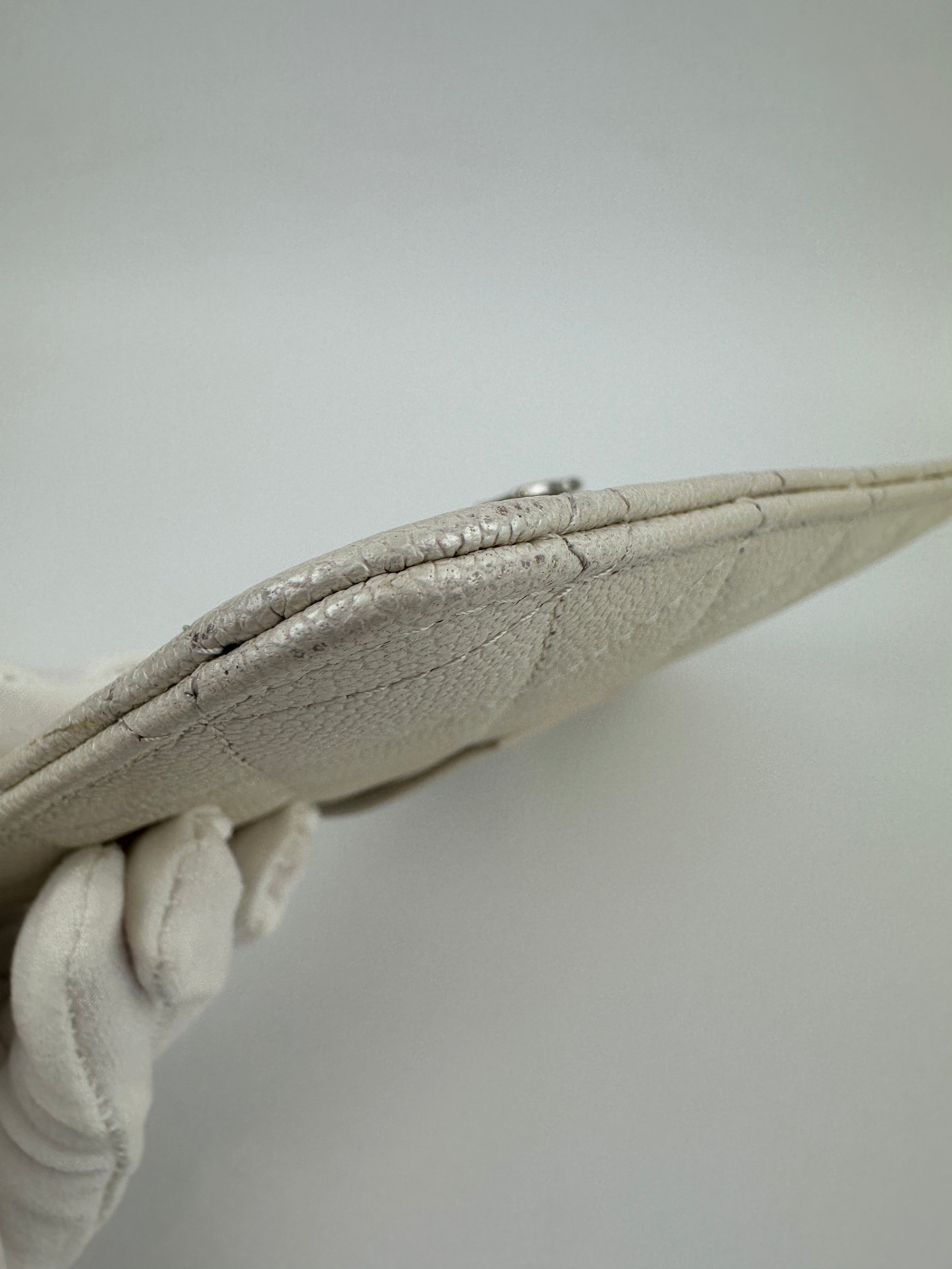 AP0154 White Caviar Leather Pouch with Interlocking CC SHW