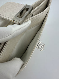 AP0154 White Caviar Leather Pouch with Interlocking CC SHW