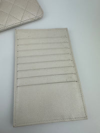 AP0154 White Caviar Leather Pouch with Interlocking CC SHW