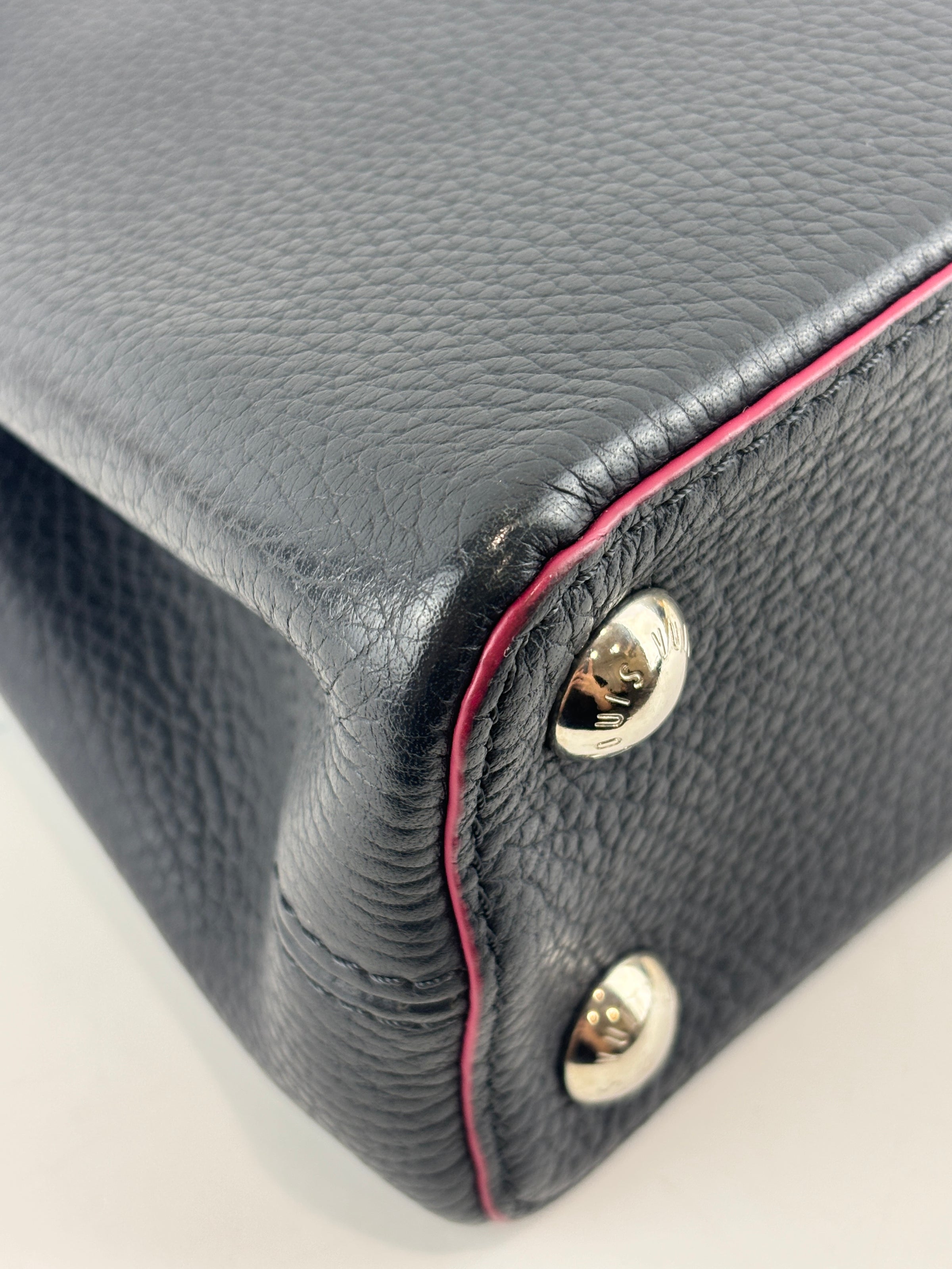 Capucines BB Navy Blue Taurillon Leather