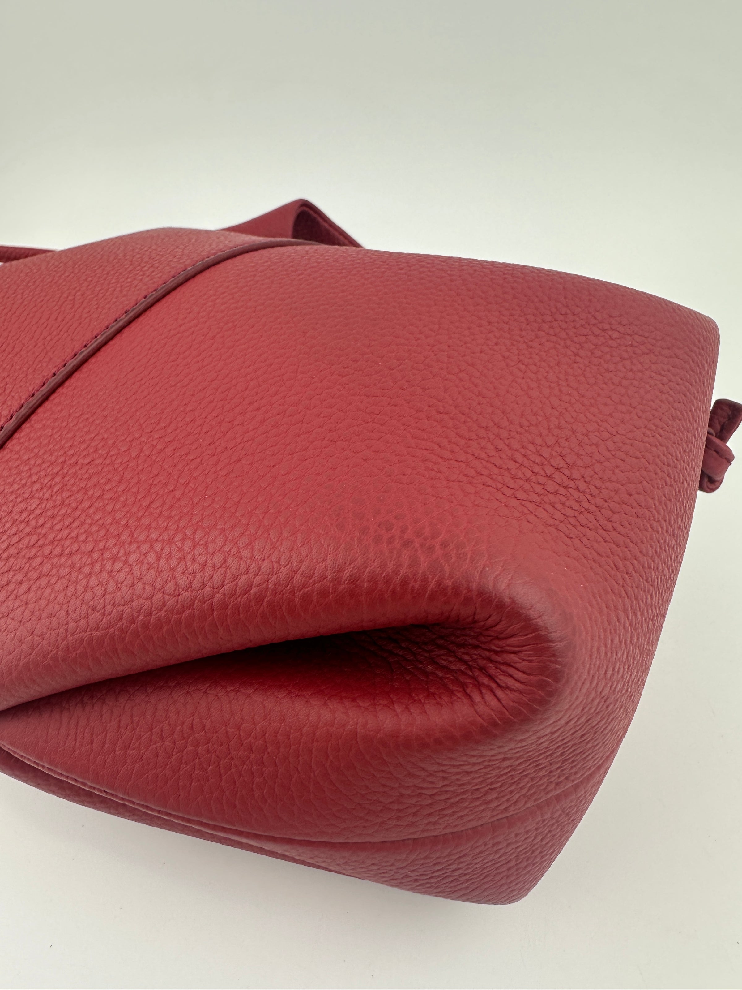 Beri Red Grained Calfskin Leather Bag