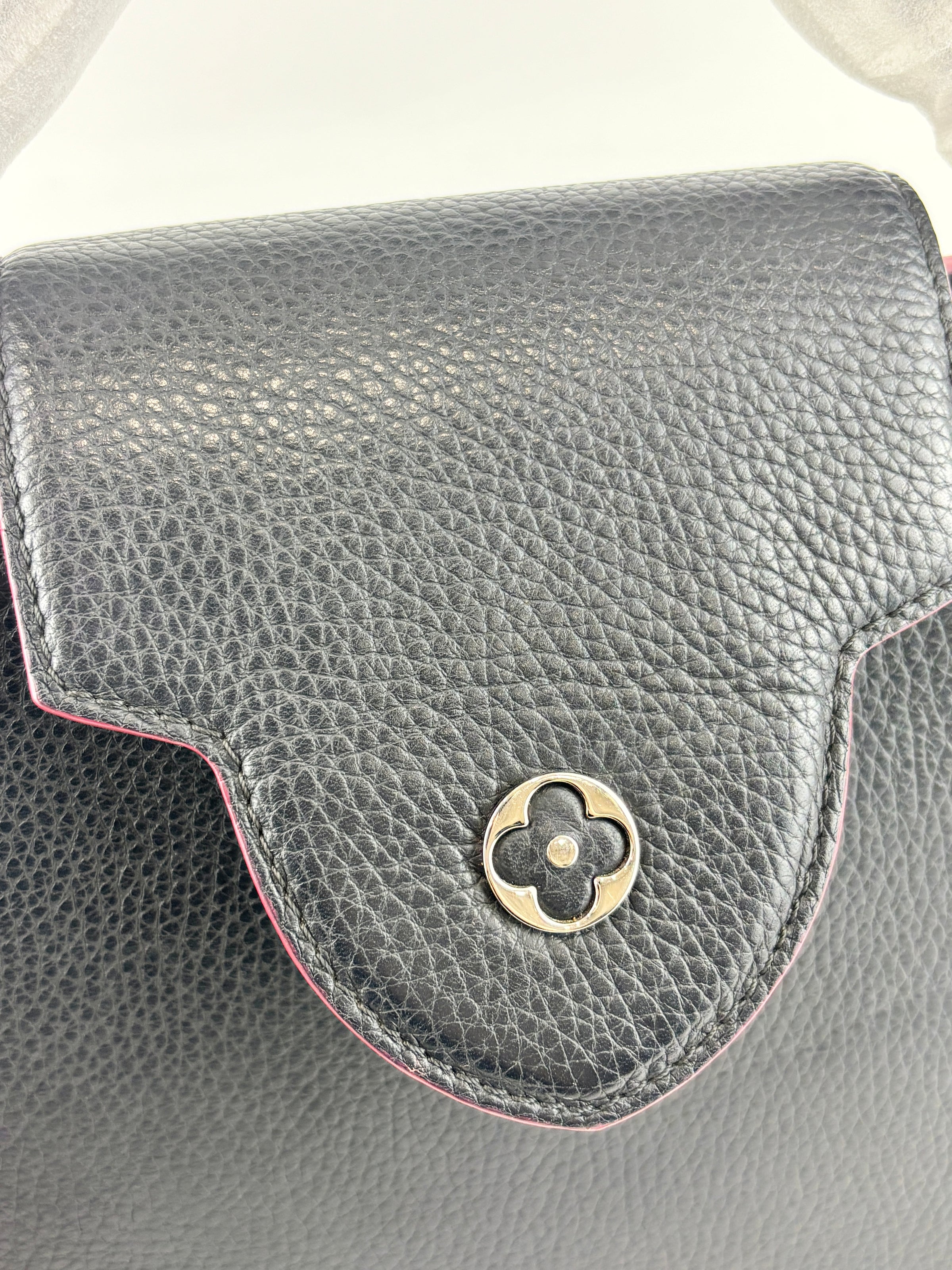 Capucines BB Navy Blue Taurillon Leather