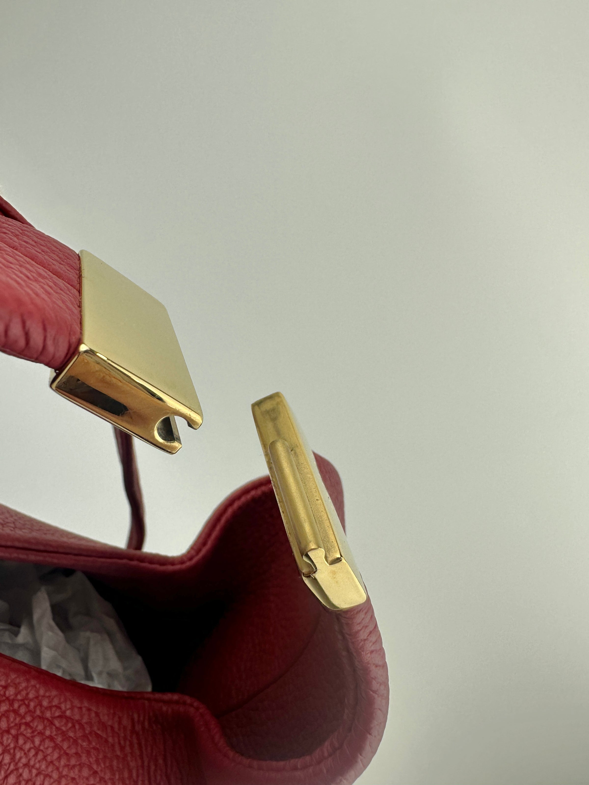 Beri Red Grained Calfskin Leather Bag