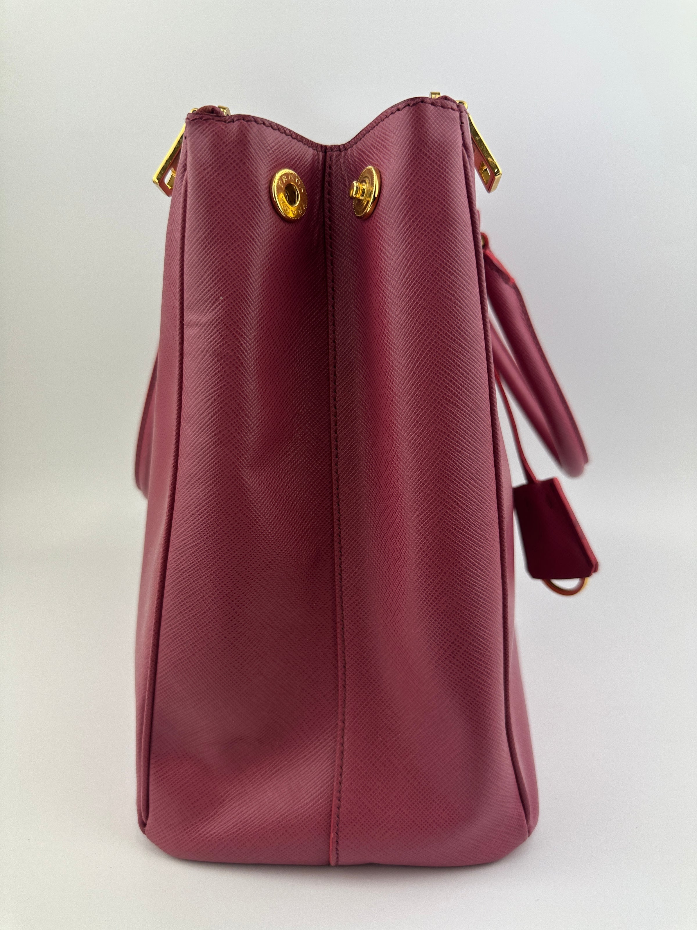 BN1786 Large Saffiano Lux Double Zip Pink Tote Bag