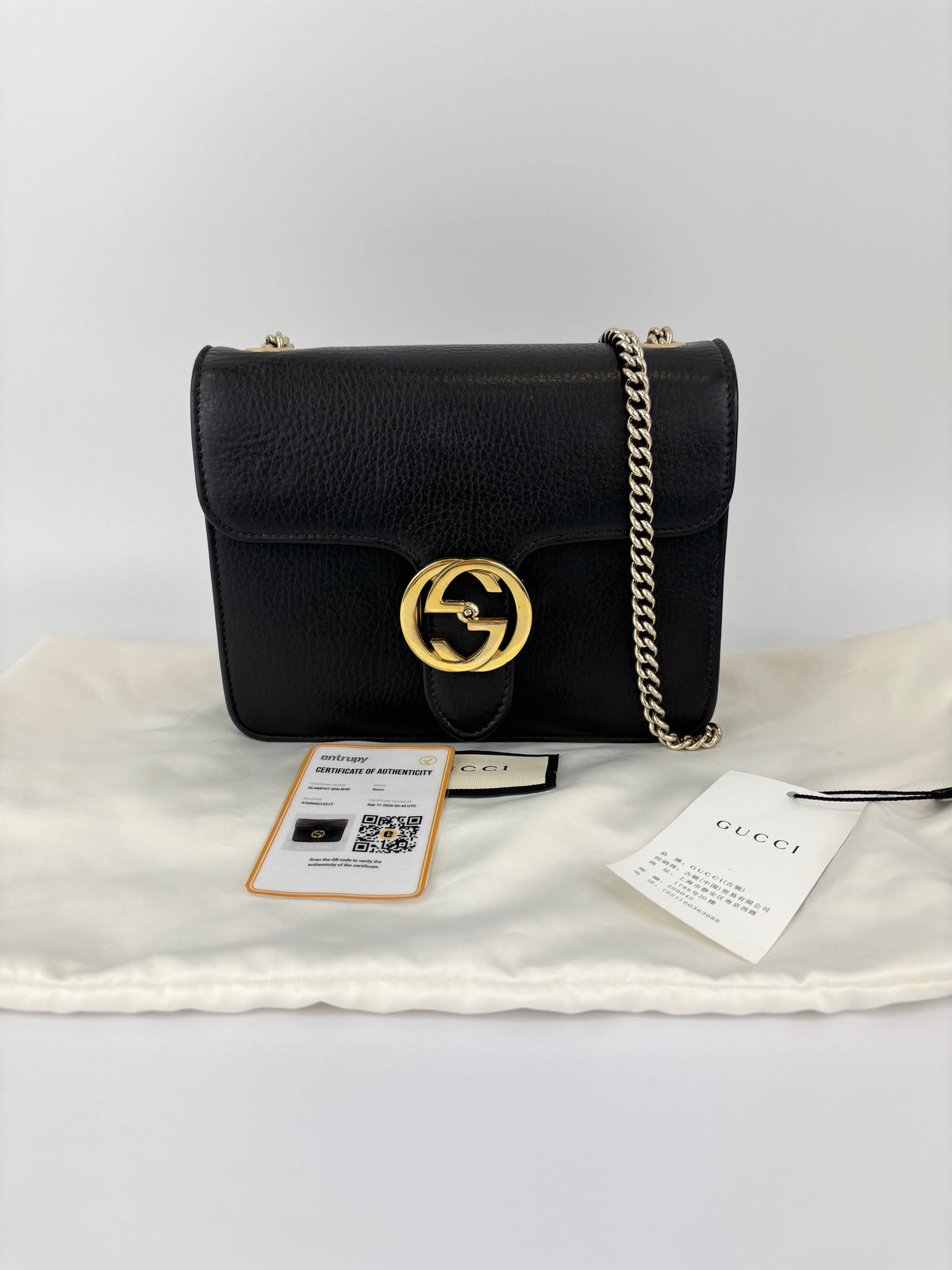 Interlocking G Shoulder Bag in Black Calfskin