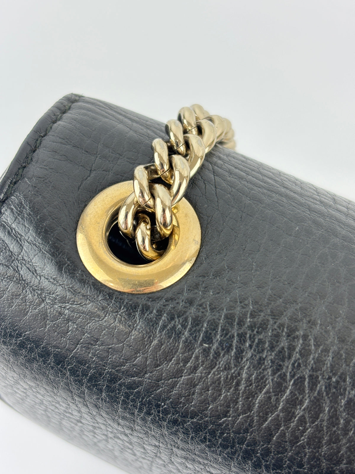 Interlocking G Shoulder Bag in Black Calfskin