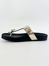 Mellow Thong Leather Sandals in Spark Gold / Perfect Black Size US 8