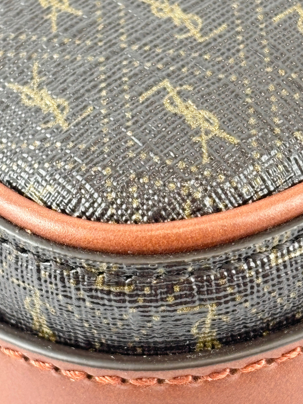 Le Monogramme Camera Bag in Brown Monogram Canvas / Tan Leather Trim