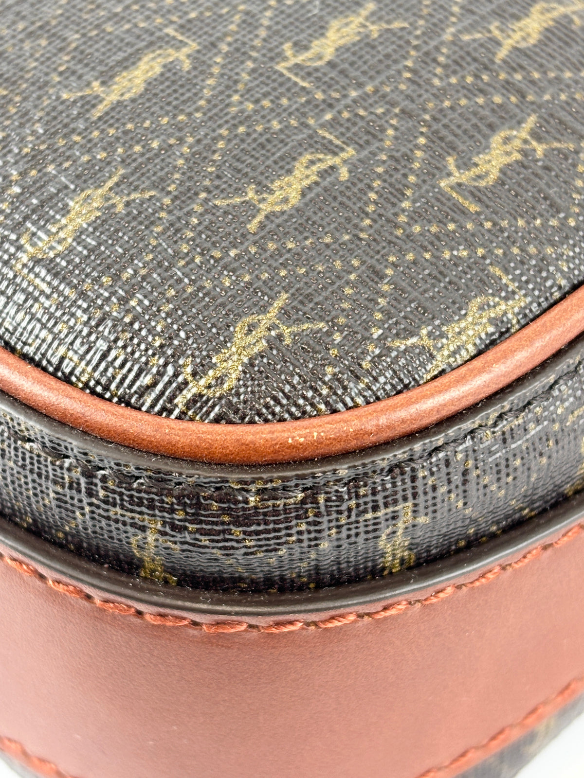 Le Monogramme Camera Bag in Brown Monogram Canvas / Tan Leather Trim