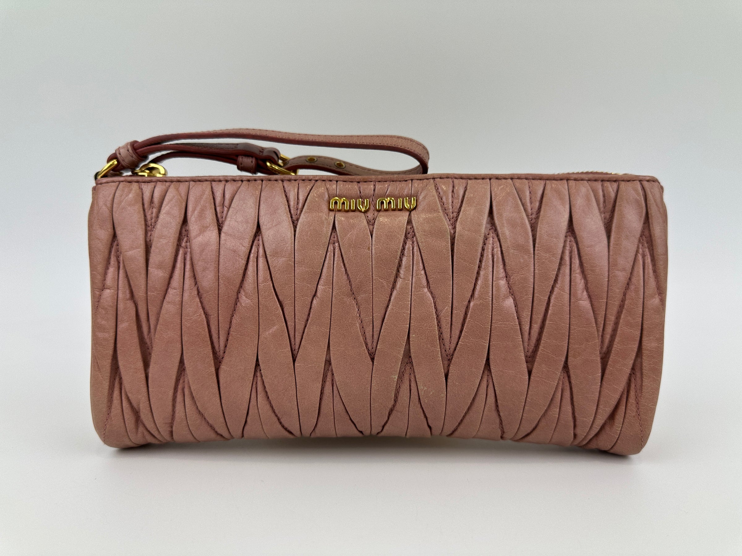 5NE455 Matelasse Lux Loto Wristlet