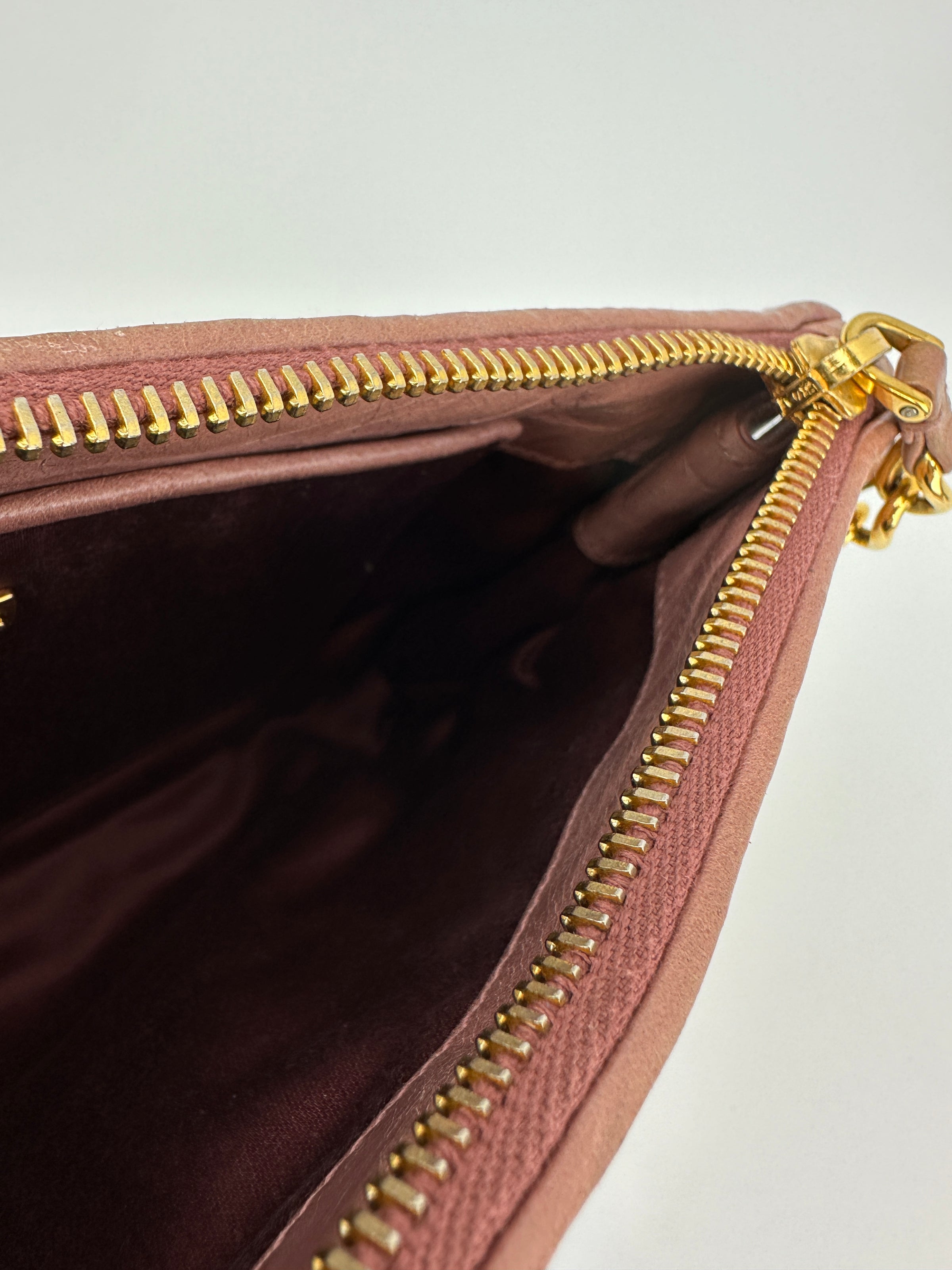 5NE455 Matelasse Lux Loto Wristlet