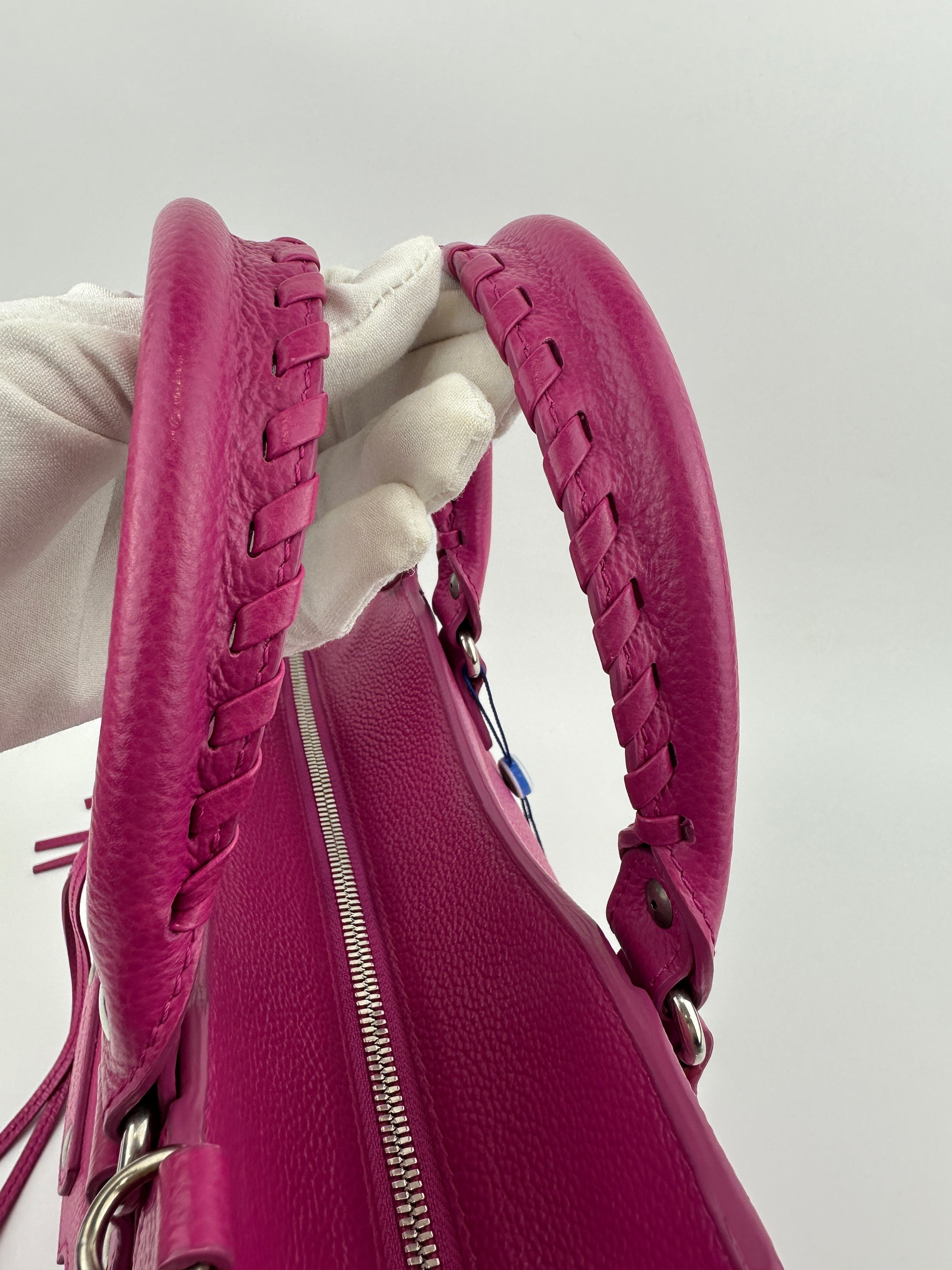 Neo Classic Small City Fuchsia Grained Calfskin Leather Bag