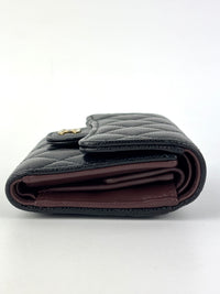 Classic Small Flap Wallet In Black Caviar Leather LGHW