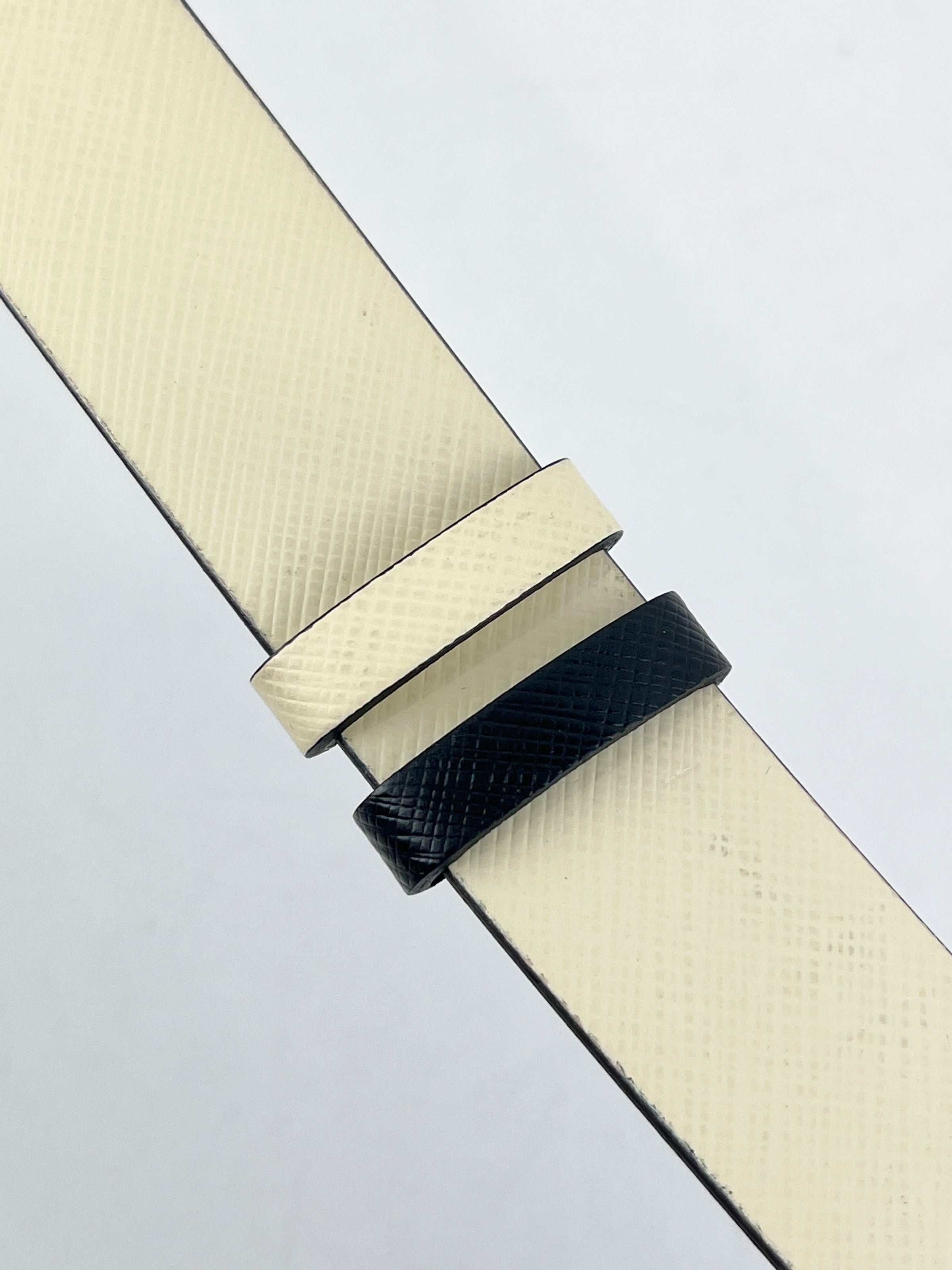 Reversible Gancini Belt White / Black 90cm