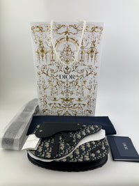 Saddle Messenger Dior Oblique Jacquard with Black Grained Calfskin Bag