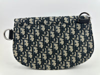 Saddle Messenger Dior Oblique Jacquard with Black Grained Calfskin Bag