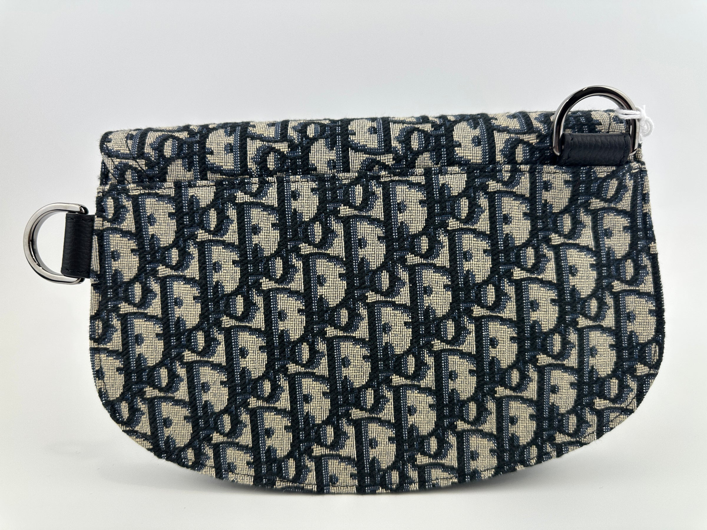 Saddle Messenger Dior Oblique Jacquard with Black Grained Calfskin Bag