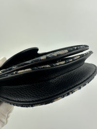 Saddle Messenger Dior Oblique Jacquard with Black Grained Calfskin Bag