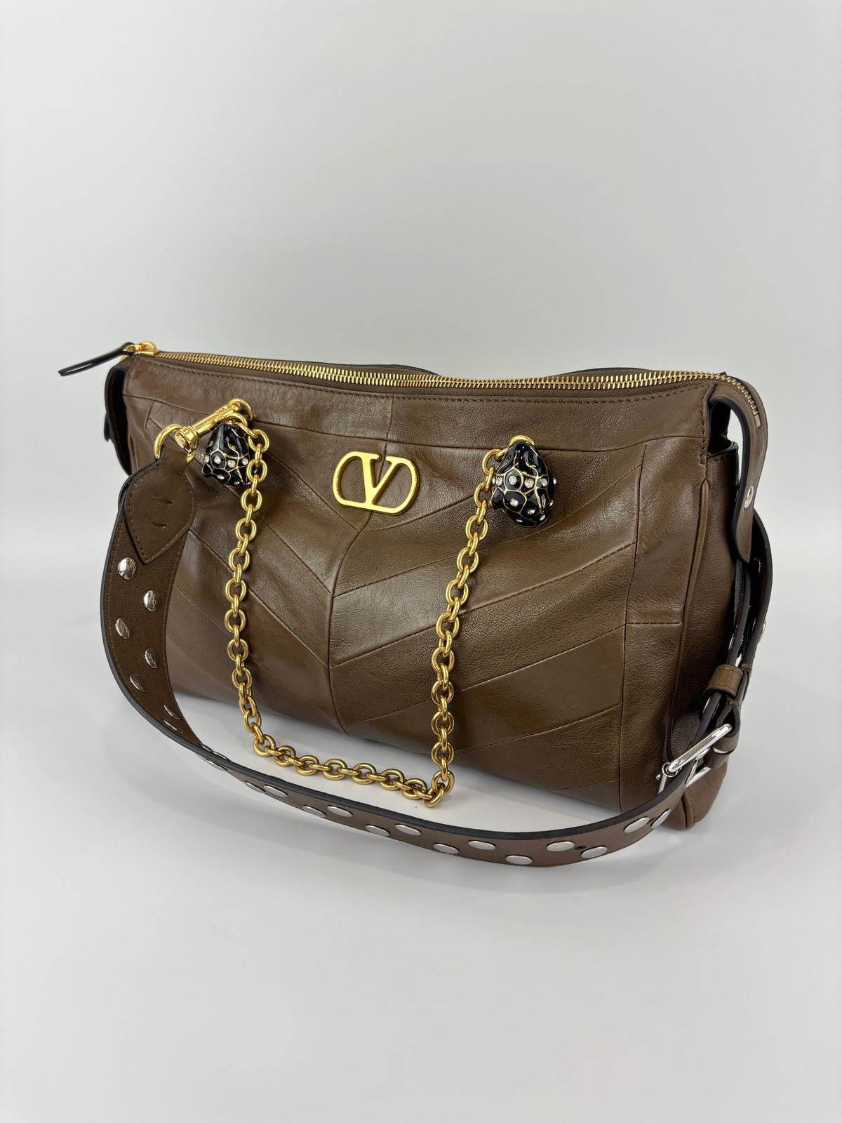 Panthea Shoulder Bag in Chevron Nappa Leather Tundra
