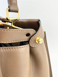 Medium Peekaboo Tobacco Print Interior Brown