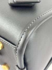 CM565 Swing Zip Shoulder Bag in Black