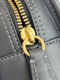 CM565 Swing Zip Shoulder Bag in Black