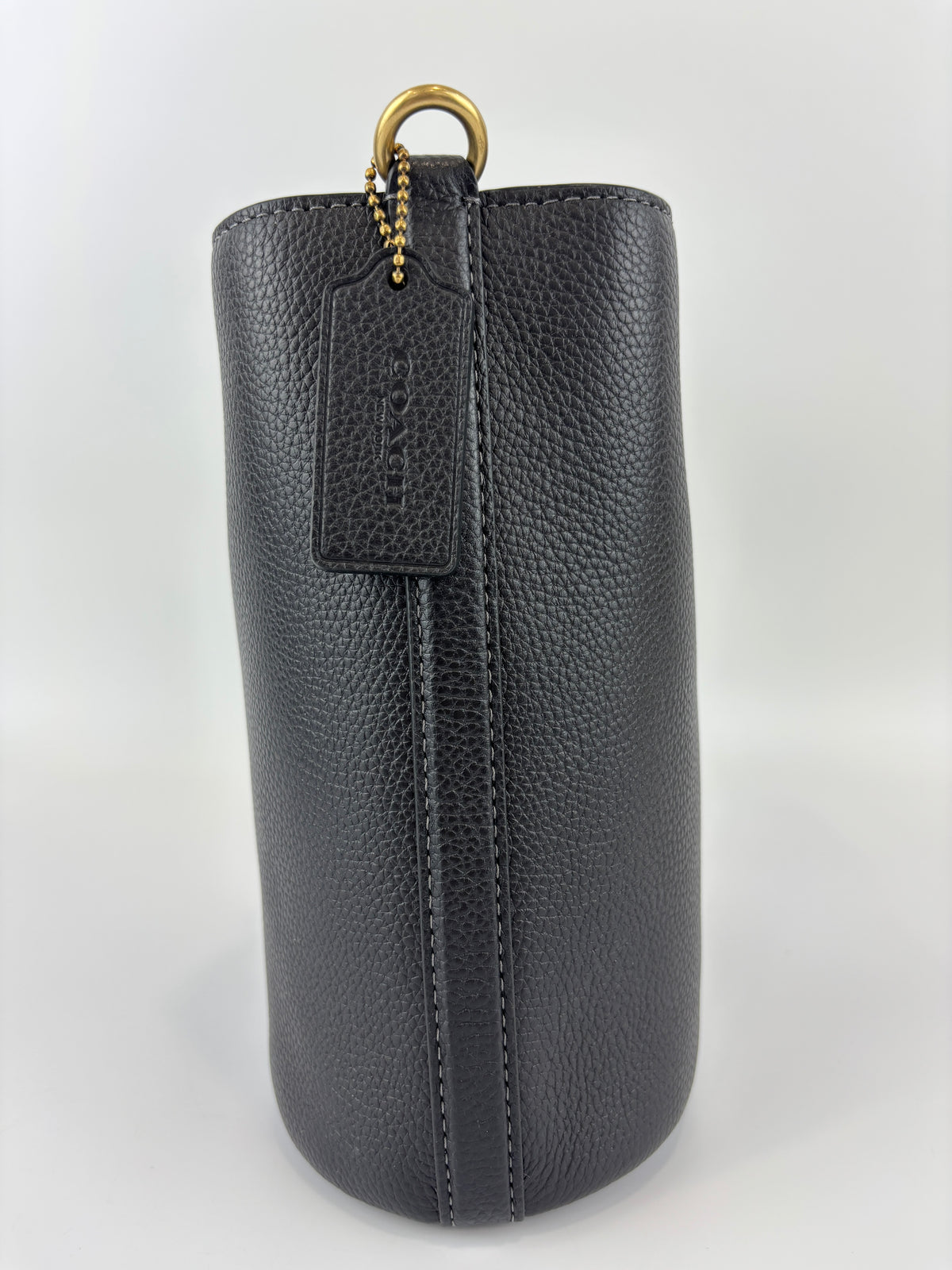 CW625 Bleecker Bucket Bag in Black
