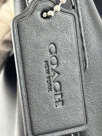 CCB57 Mott Messenger Bag in Black