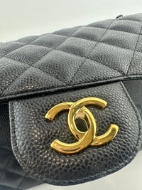 Classic Jumbo Black Caviar GHW