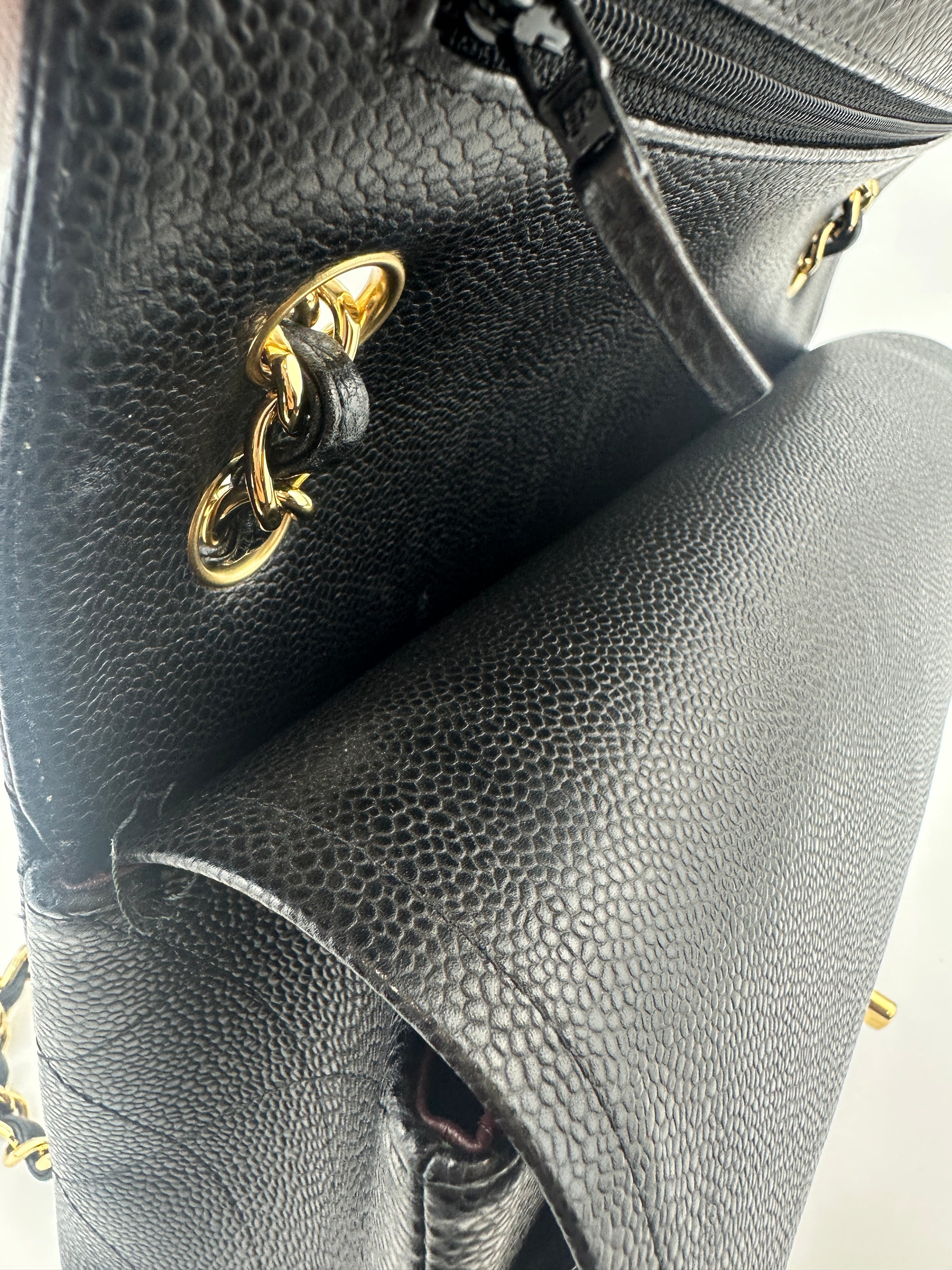 Classic Jumbo Black Caviar GHW