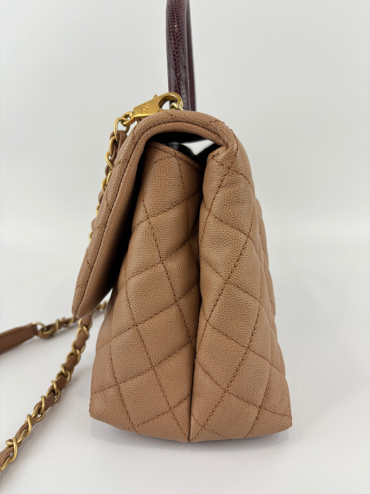 A92991 Coco Handle Medium 29cm in Brown Caviar with Lizard Handle GHW